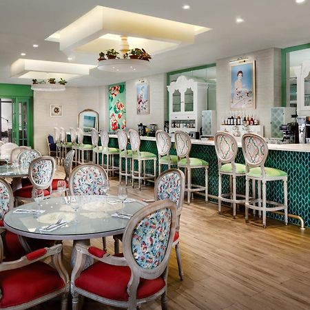 Millennium Place Доха Екстер'єр фото The interior of the restaurant