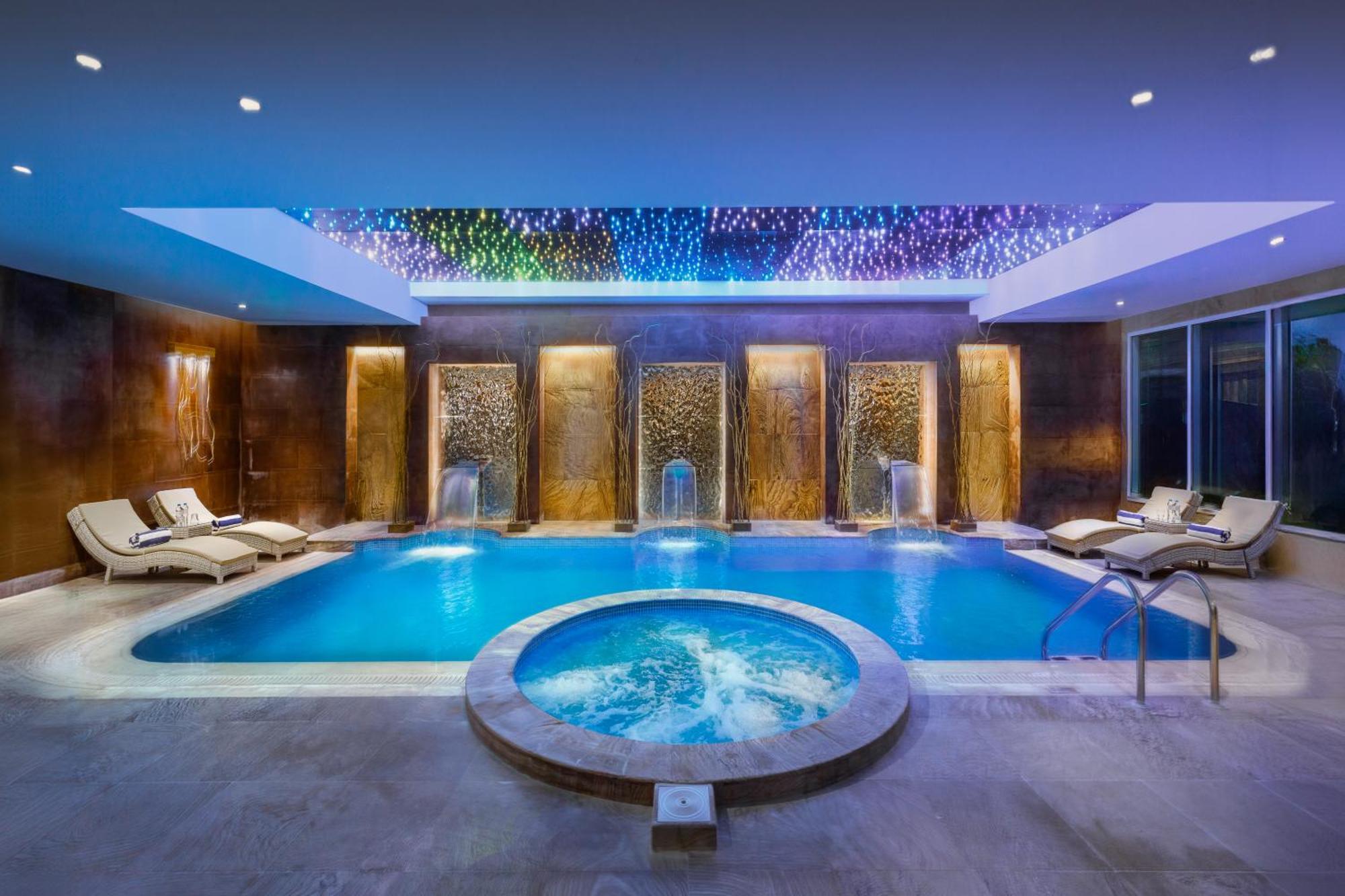Millennium Place Доха Екстер'єр фото Spa at the hotel