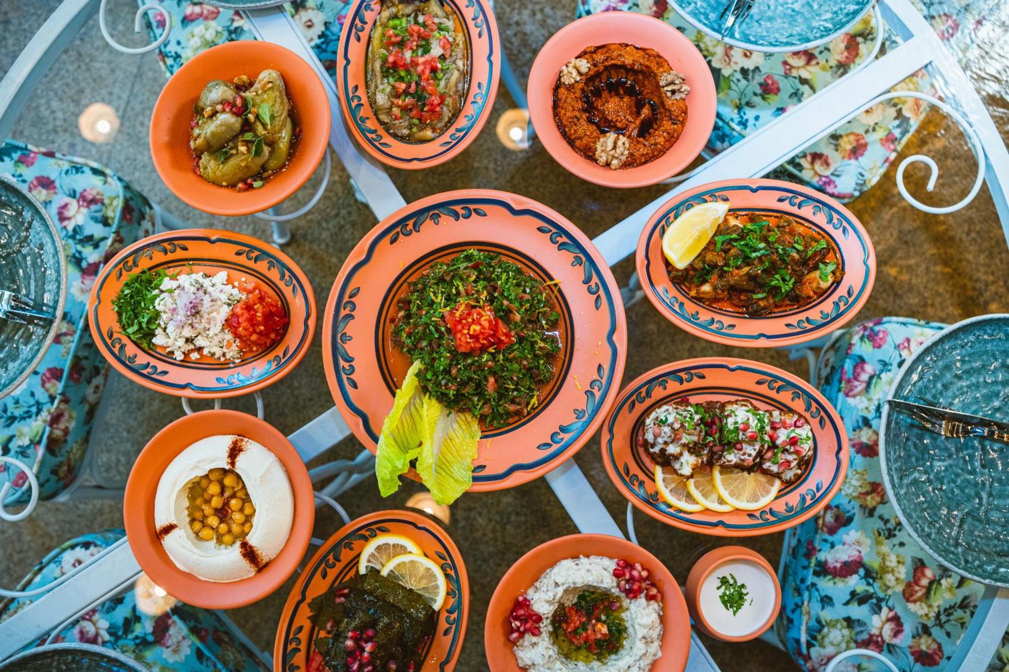 Millennium Place Доха Екстер'єр фото A selection of Turkish meze