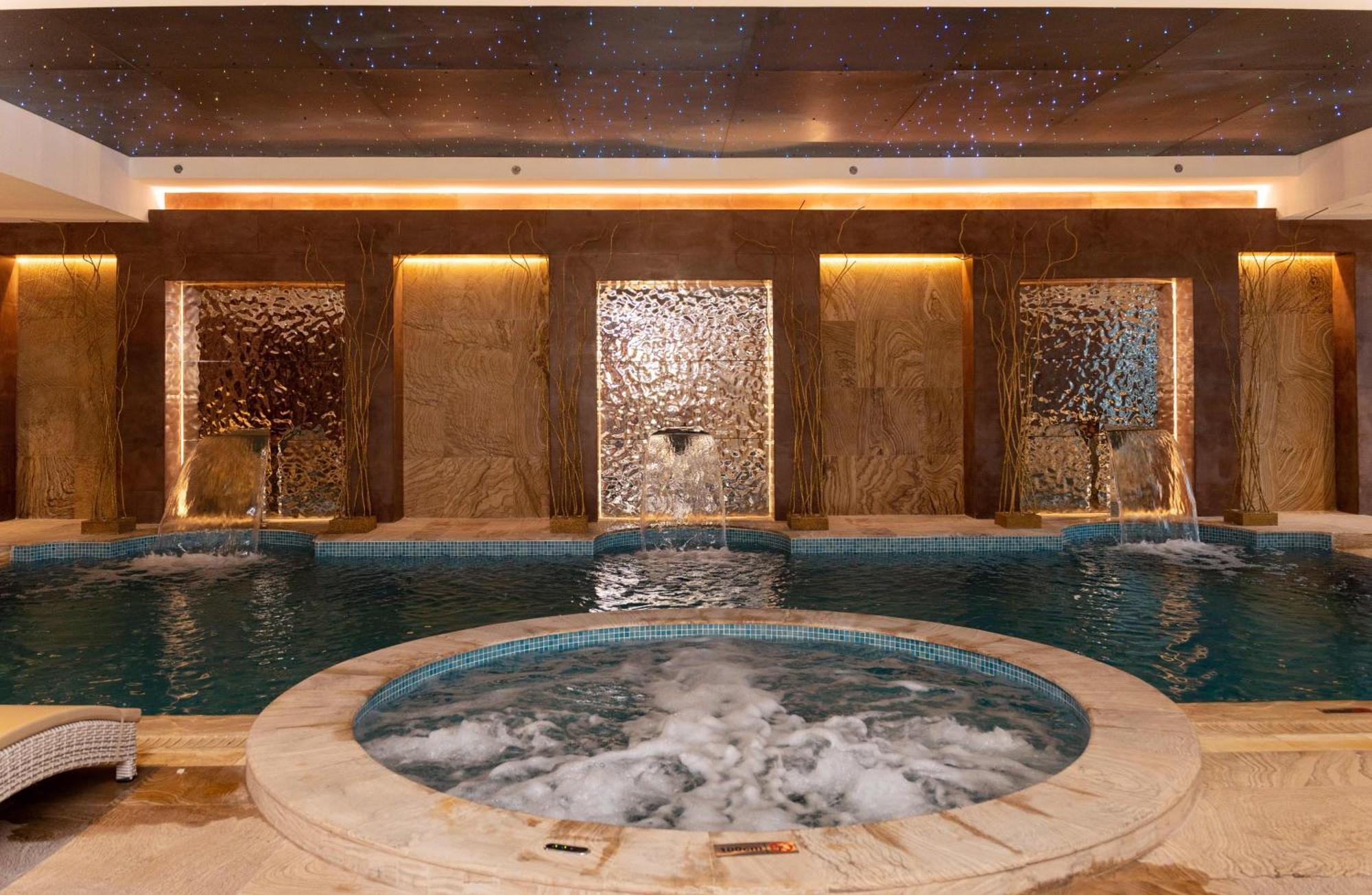 Millennium Place Доха Екстер'єр фото Spa at the Four Seasons Hotel, Cairo