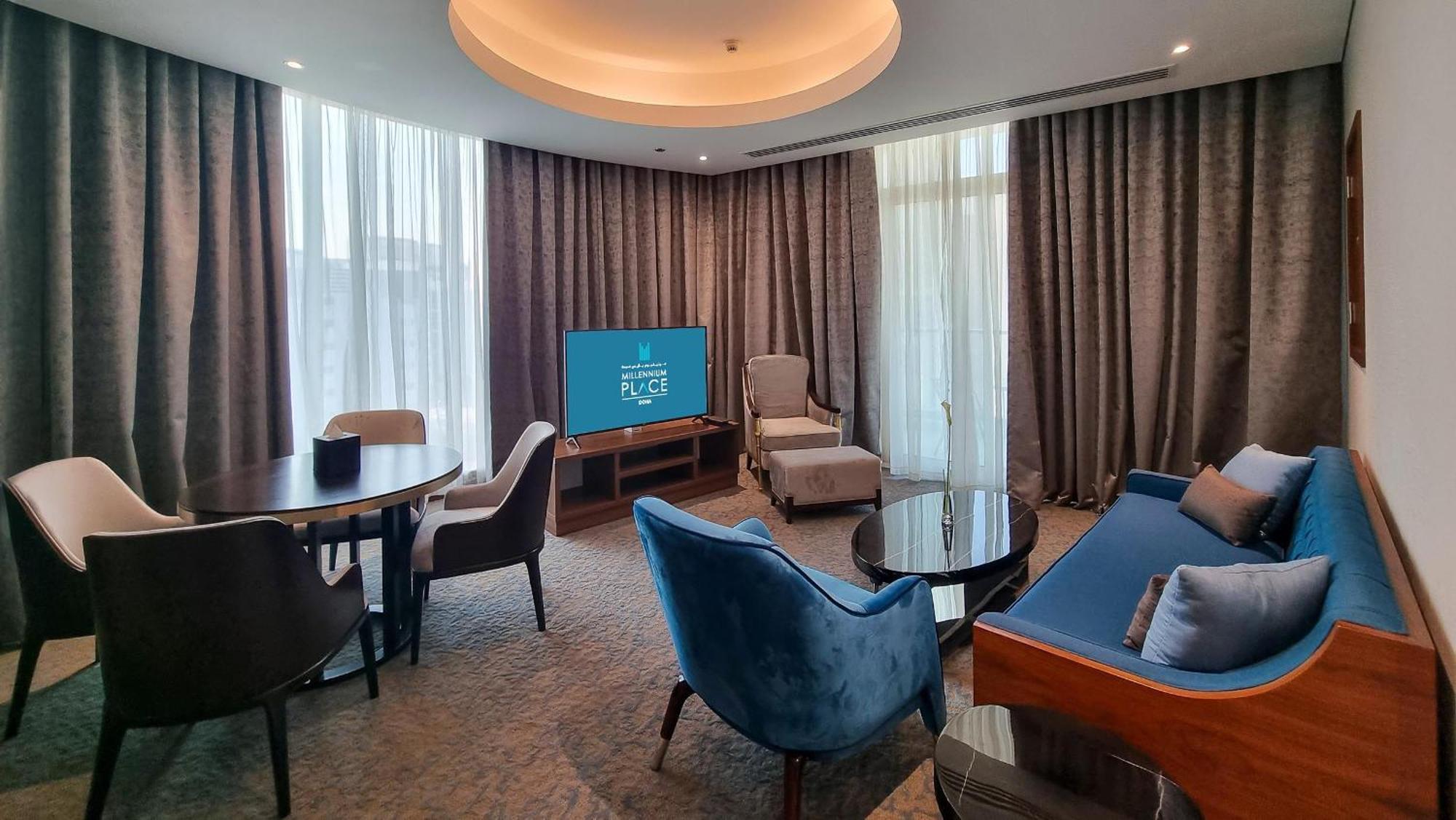 Millennium Place Доха Екстер'єр фото A suite at the hotel