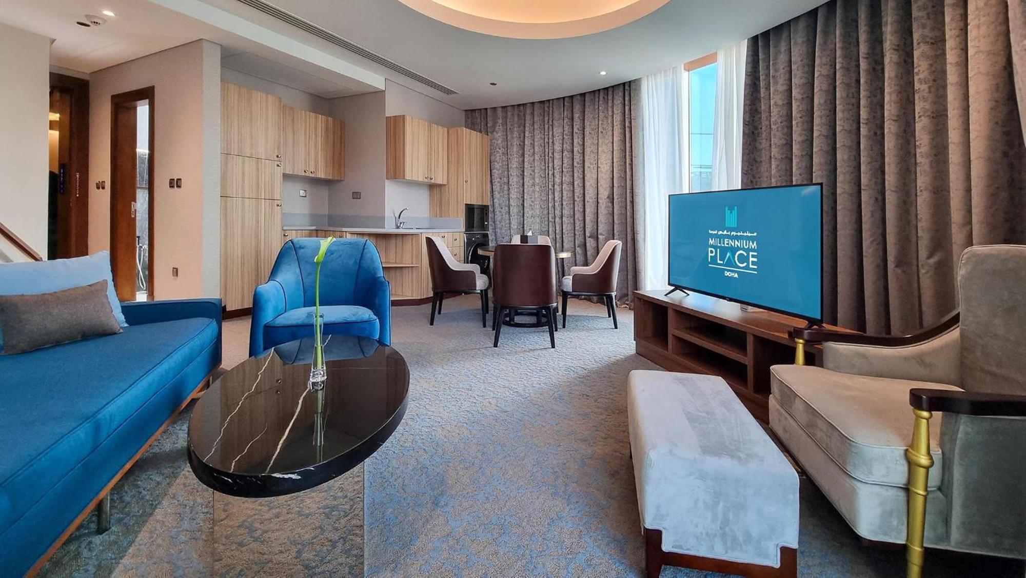 Millennium Place Доха Екстер'єр фото A suite at the hotel
